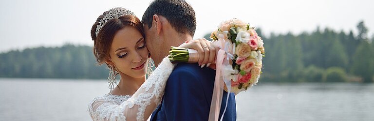 Hochzeit feiern am Spandauer See in Berlin ©SergeyCash/Fotolia.com
