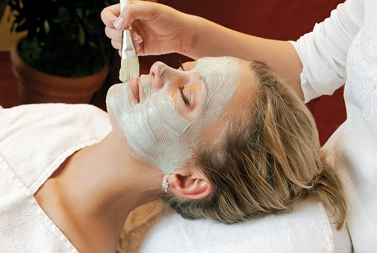 Gesichtsbehandlung im centrovital Day Spa